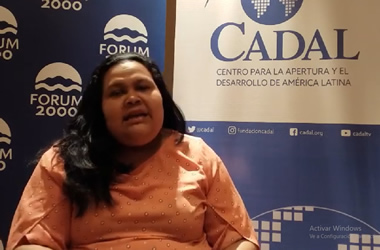 Vanessa Siliezar: «Es preocupante que no se hable de lo que pasa en Honduras»