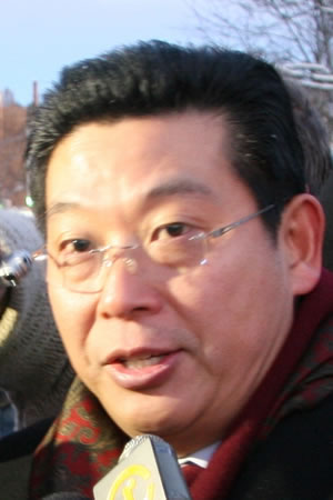 Jianli Yang