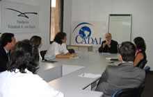 Carlos Sabino durante la presentaci&oacute;n en la sede de CADAL