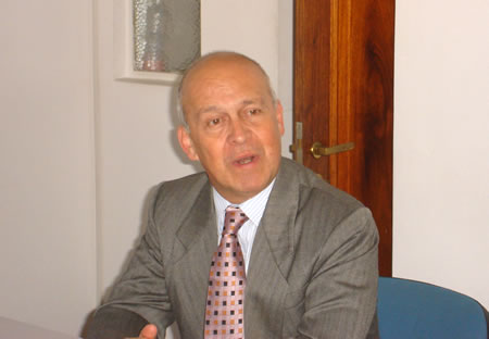 S.E. Fernando González Davison, Embajador de Guatemala en Argentina