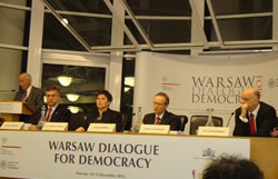Diálogo para la Democracia en Varsovia