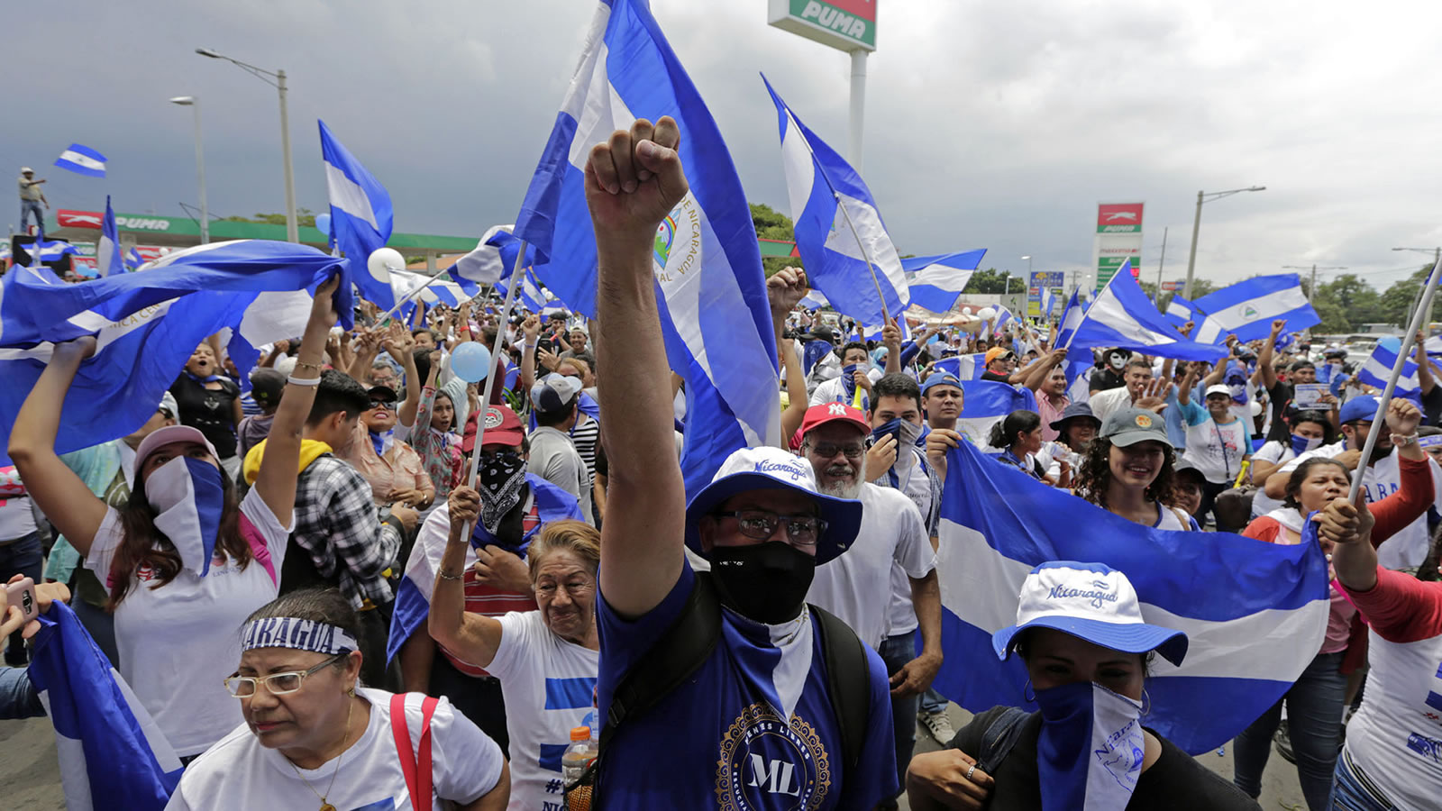 América defiende su democracia