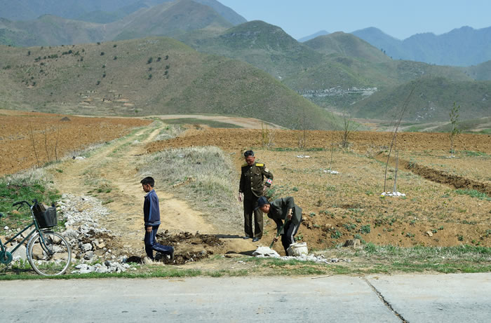 Prisioneros con uniforme militar: por qué el ejército norcoreano atrae cada vez menos reclutas