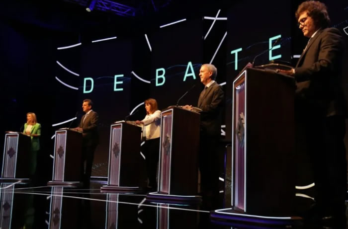 Inédita experiencia democrática: Del partido único en Cuba al debate plural de candidatos presidenciales en la Argentina