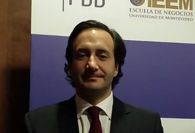 Ignacio Munyo expone sobre logros y desafíos del gobierno de Tabaré Vázquez.