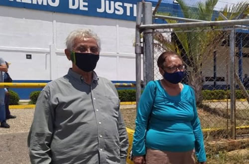 Venezuela: Retiren los cargos a Milagros Mata-Gil y Juan Manuel Muñoz