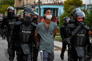La furia del dictador. Testimonio de la represión del gobierno cubano contra la protesta social