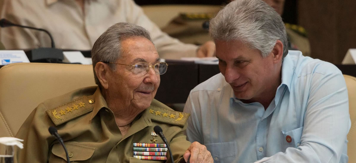 Raúl Castro - Miguel Diaz Canel