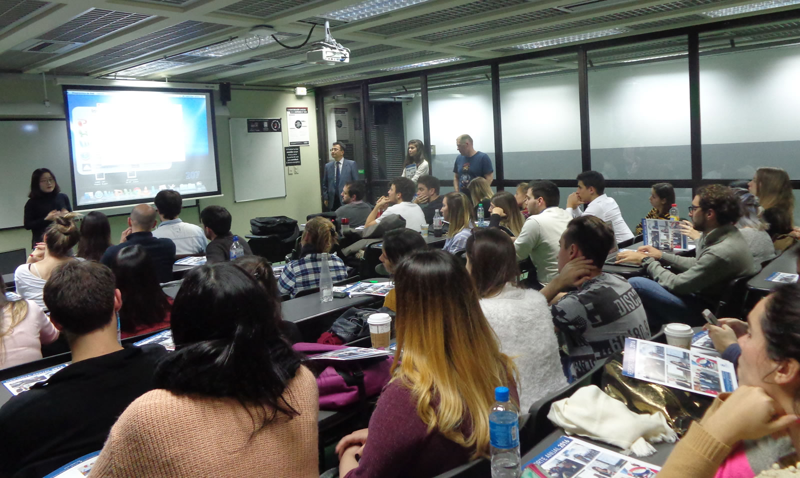 Presentación en la UADE sobre las violaciones a la libertad de expresión en Corea del Norte