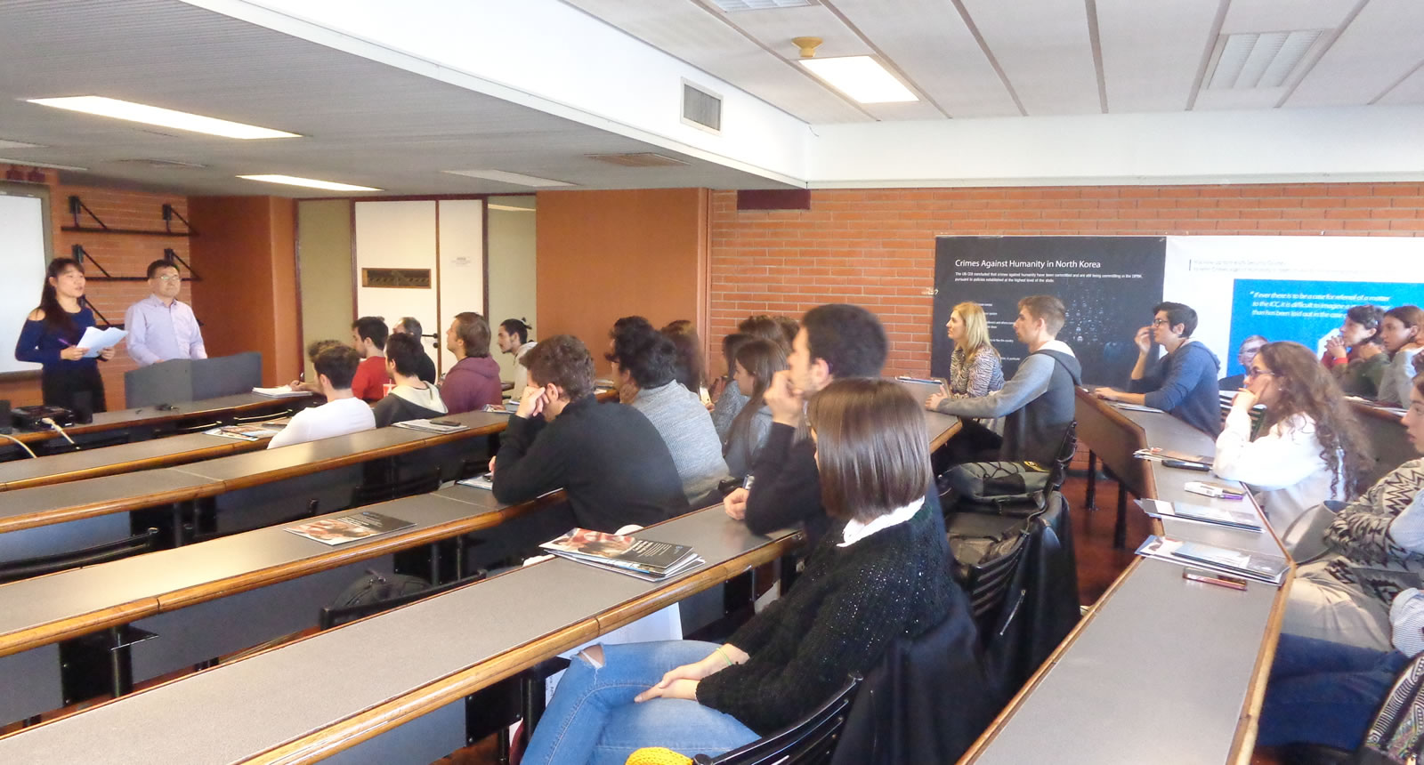 Presentación en la Universidad de Belgrano sobre la libertad de expresión y los DDHH en Corea del Norte
